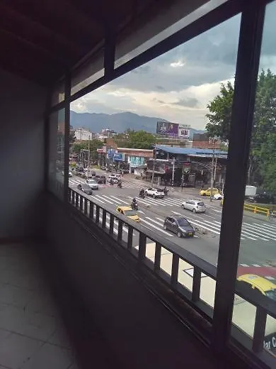 Habitacion Amplia Laureles Medellin Colombia